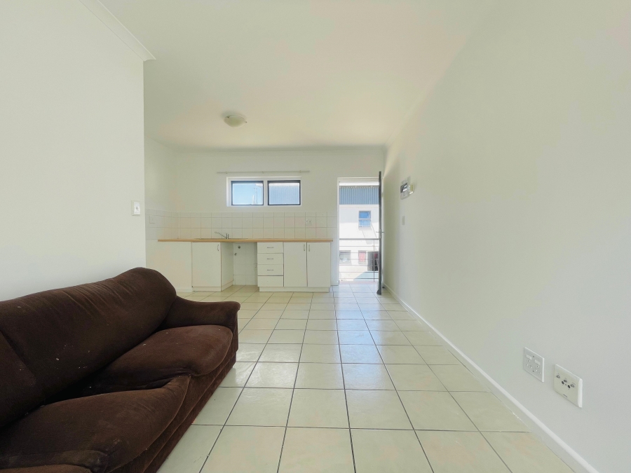 1 Bedroom Property for Sale in Maitland Western Cape